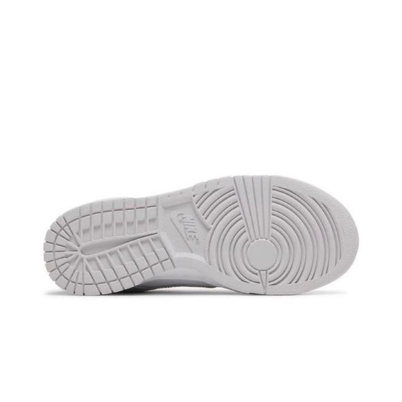 Light Violet Nike Dunks - Picture 3 of 8